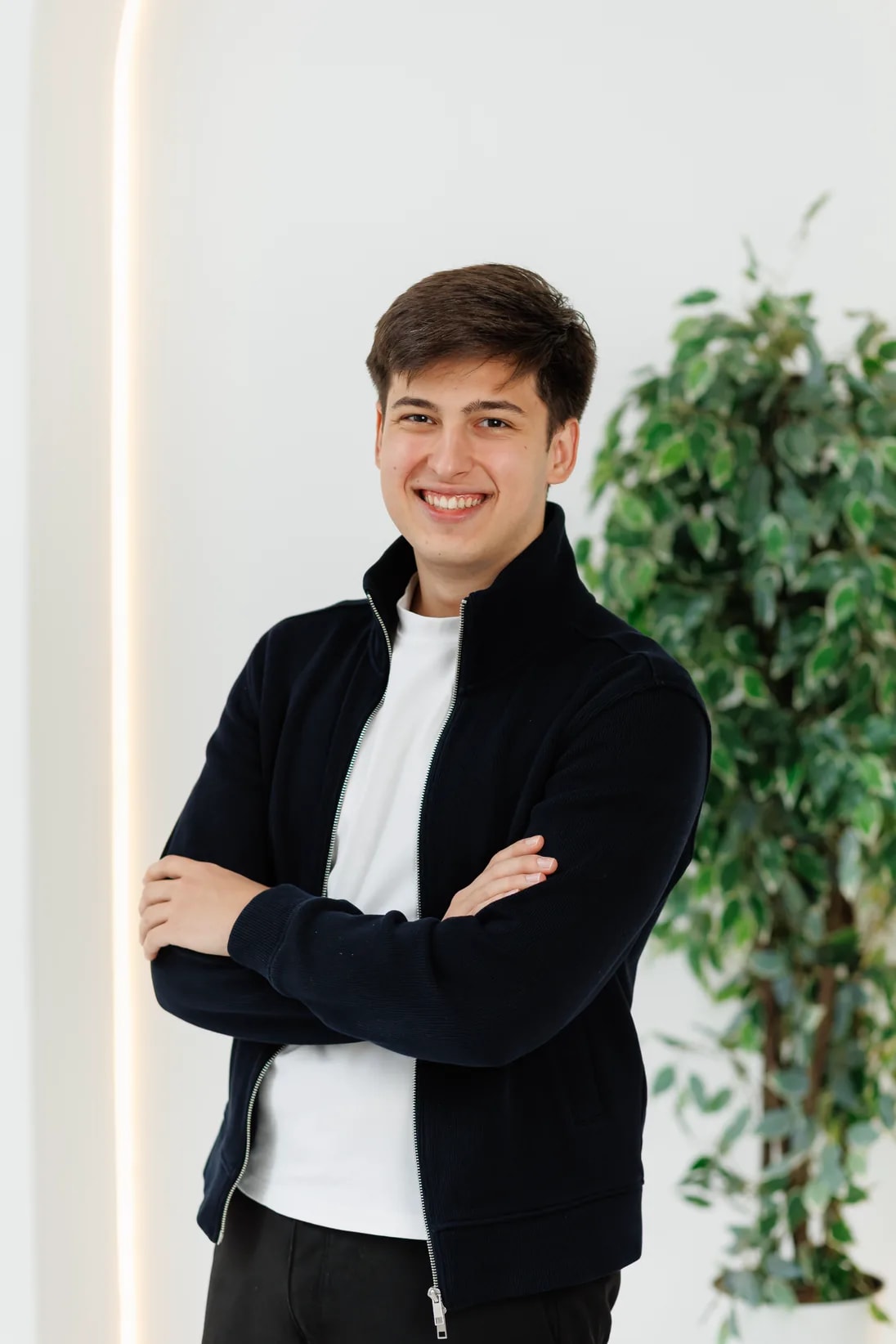 Михаил Аронов